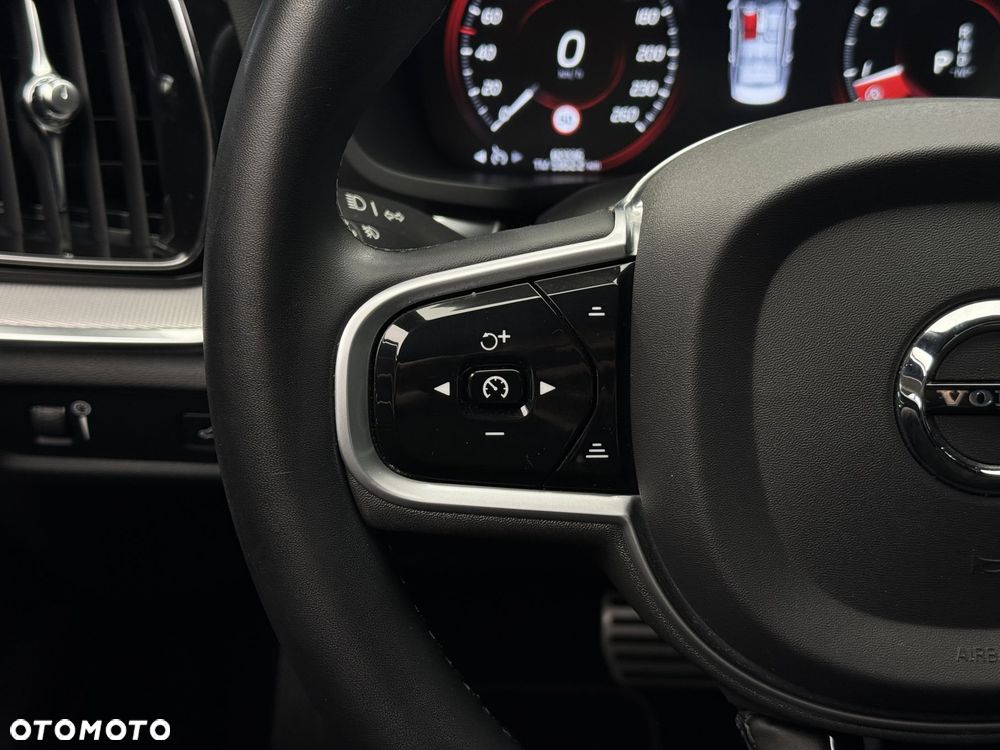 Volvo S60 T5 R-Design - 23
