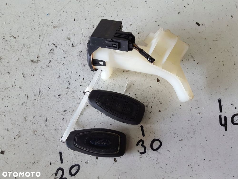 FORD GRAND C-MAX MK2 10r- PĘTLA IMMO KLUCZYKI - 1