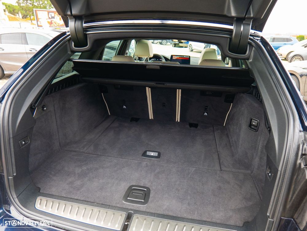 BMW 520 d Pack Desportivo M Auto - 9
