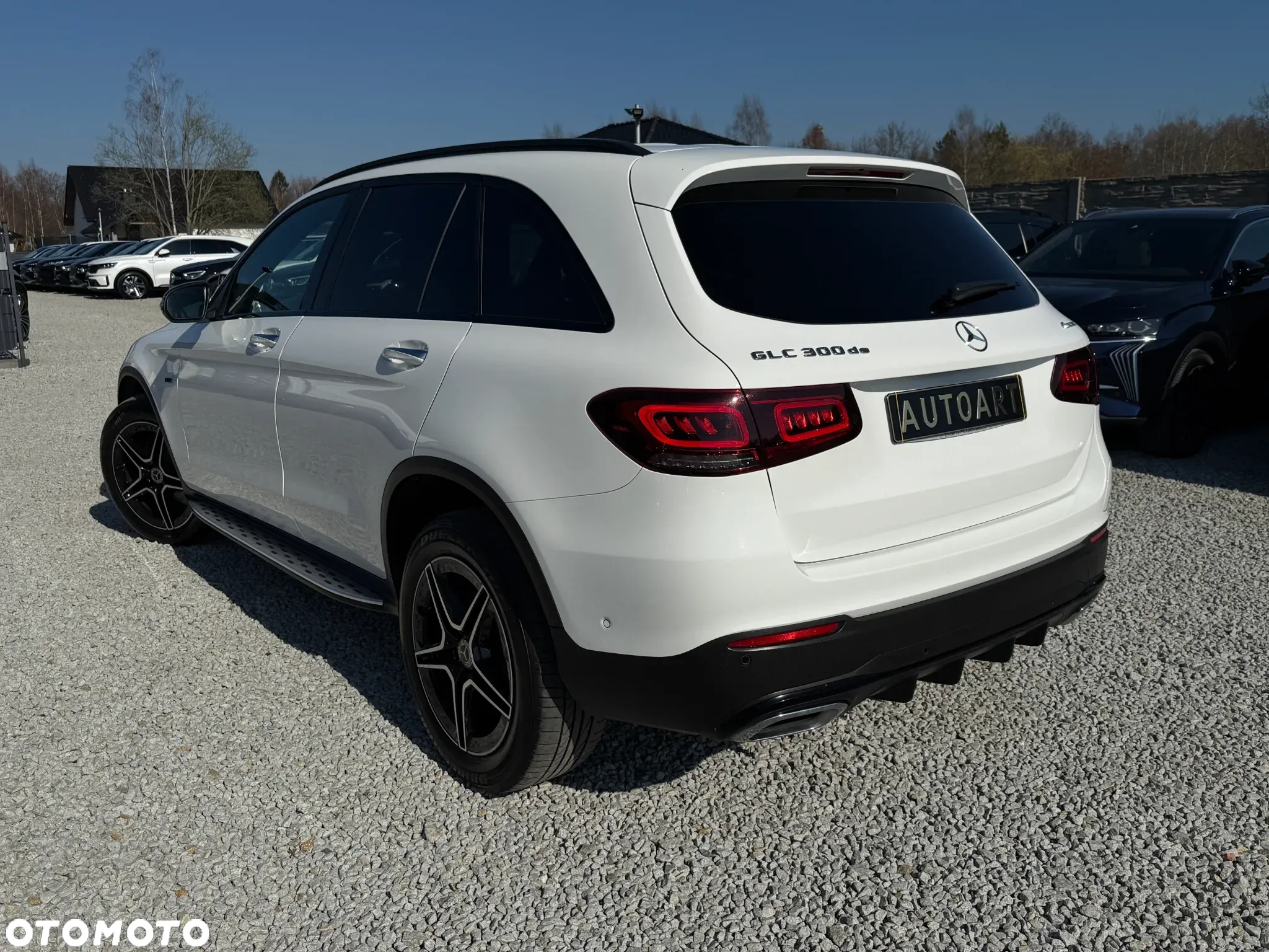 Mercedes-Benz GLC 300 d 4Matic 9G-TRONIC AMG Line - 11