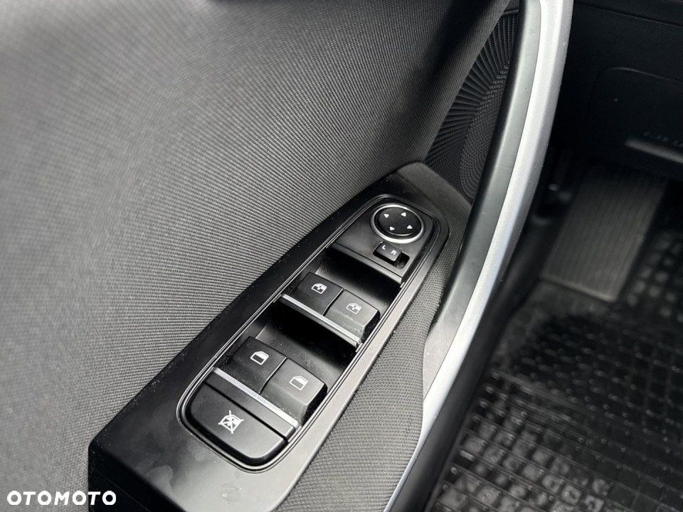 Kia Ceed - 19