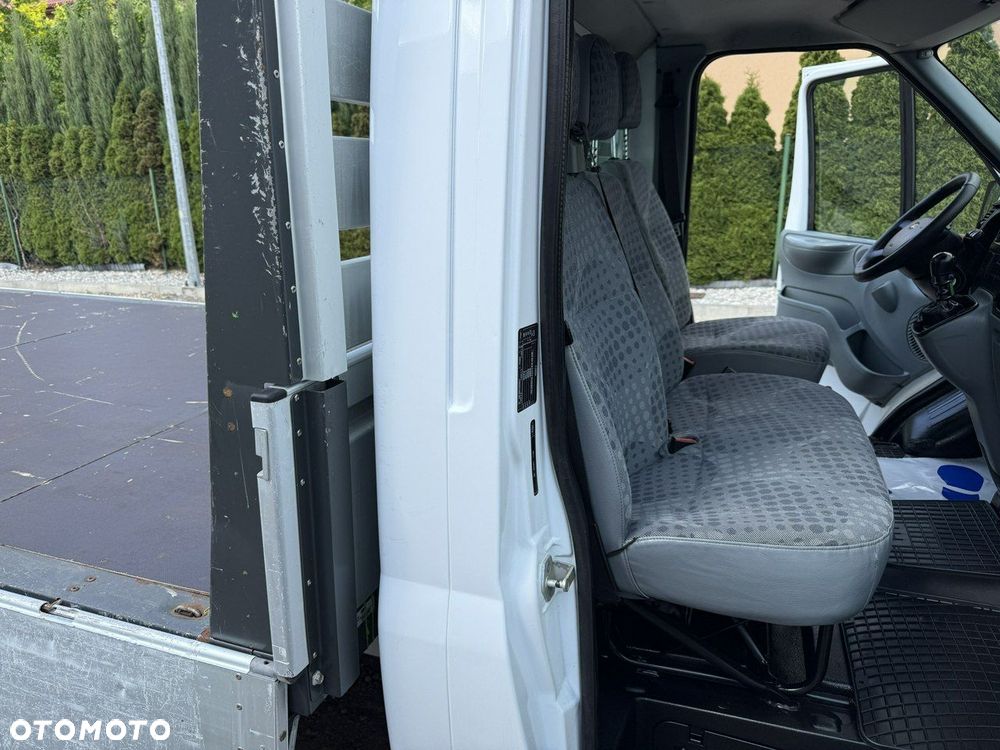 Ford Transit - 15