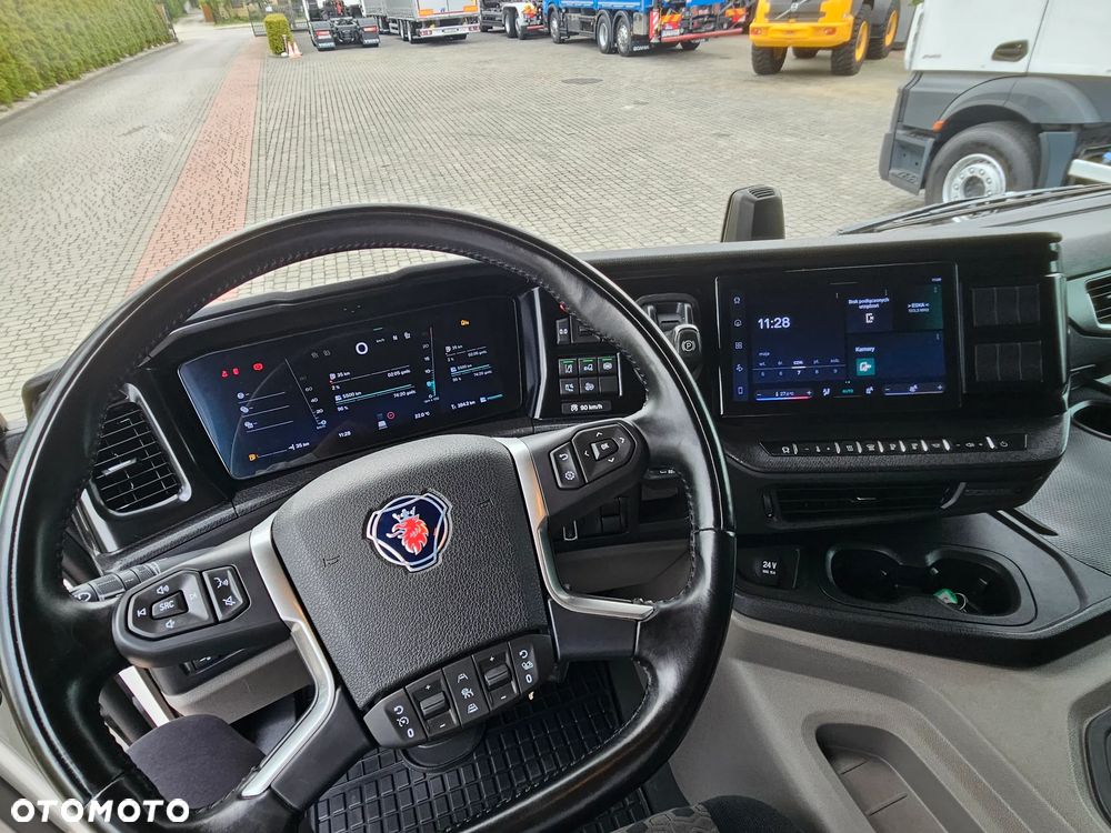 Scania P280 4X2 FIRANKA 9.0m 22 europalety+WINDA DHOLLANDIA! - 32