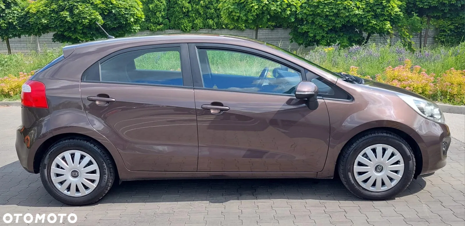 Kia Rio 1.2 Attract - 21
