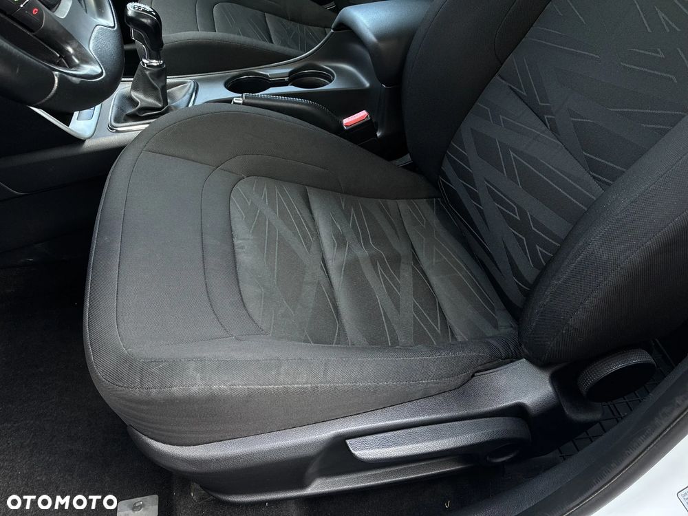 Kia Ceed 1.4 CRDi M - 13