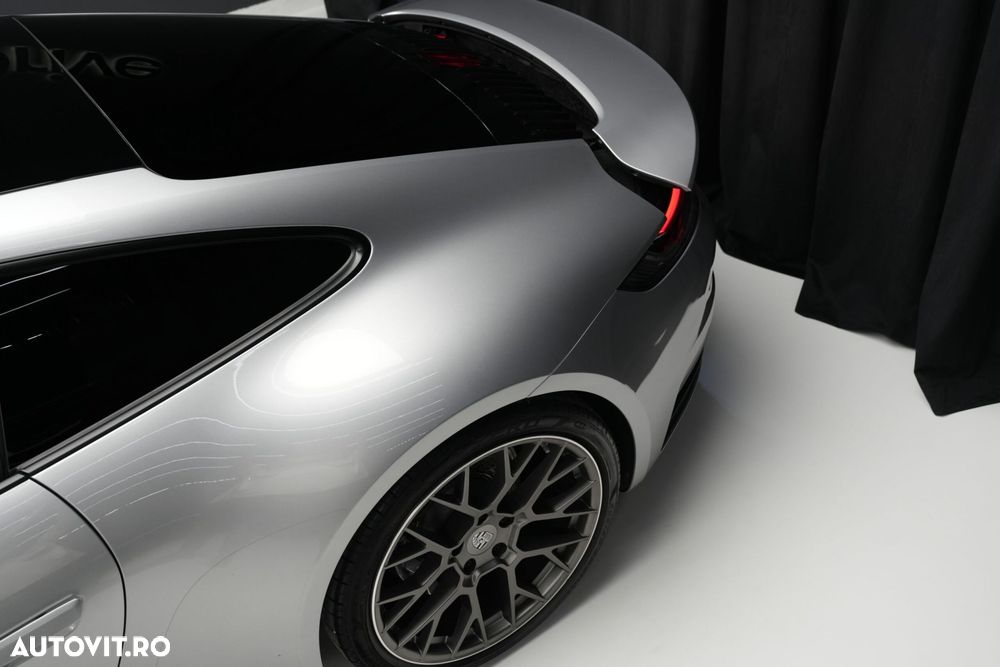 Porsche 911 - 13