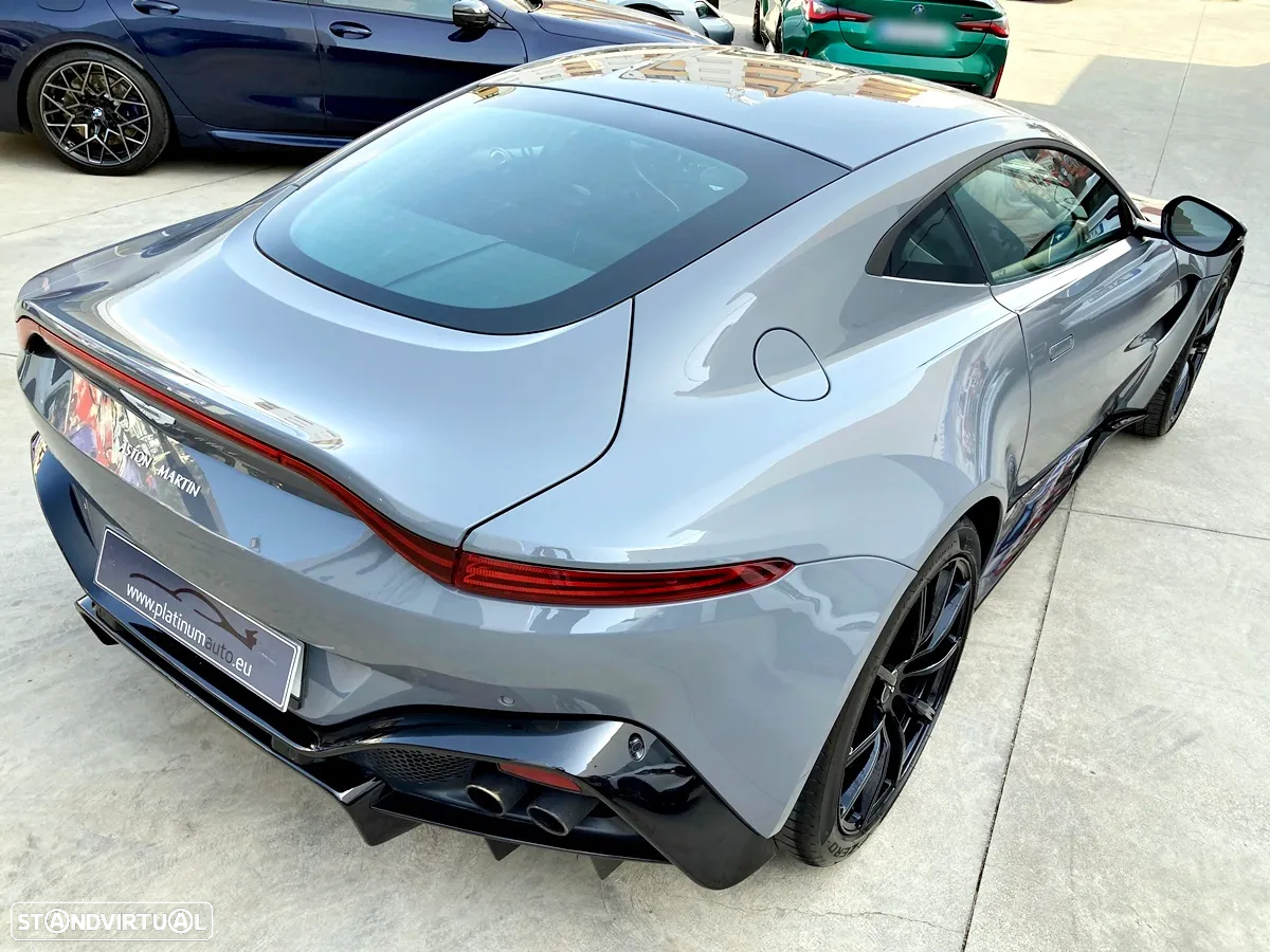 Aston Martin Vantage Coupe V8 - 34