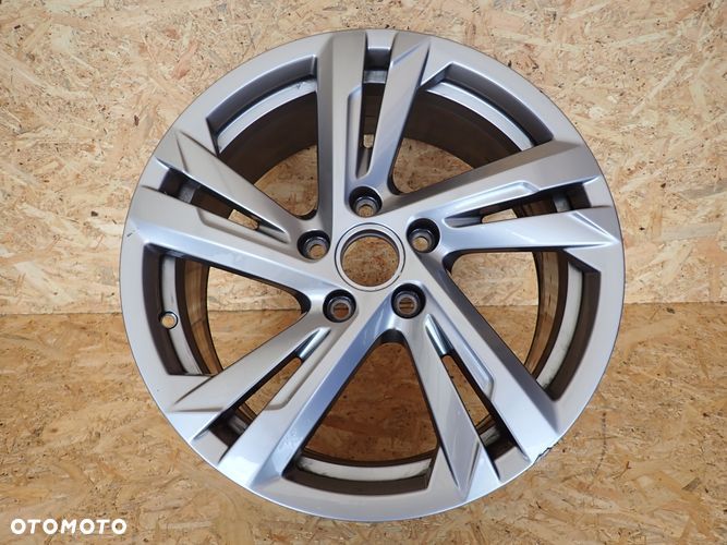 VW T-ROC 7Jx17 ET45 5x112 felga aluminiowa - 1