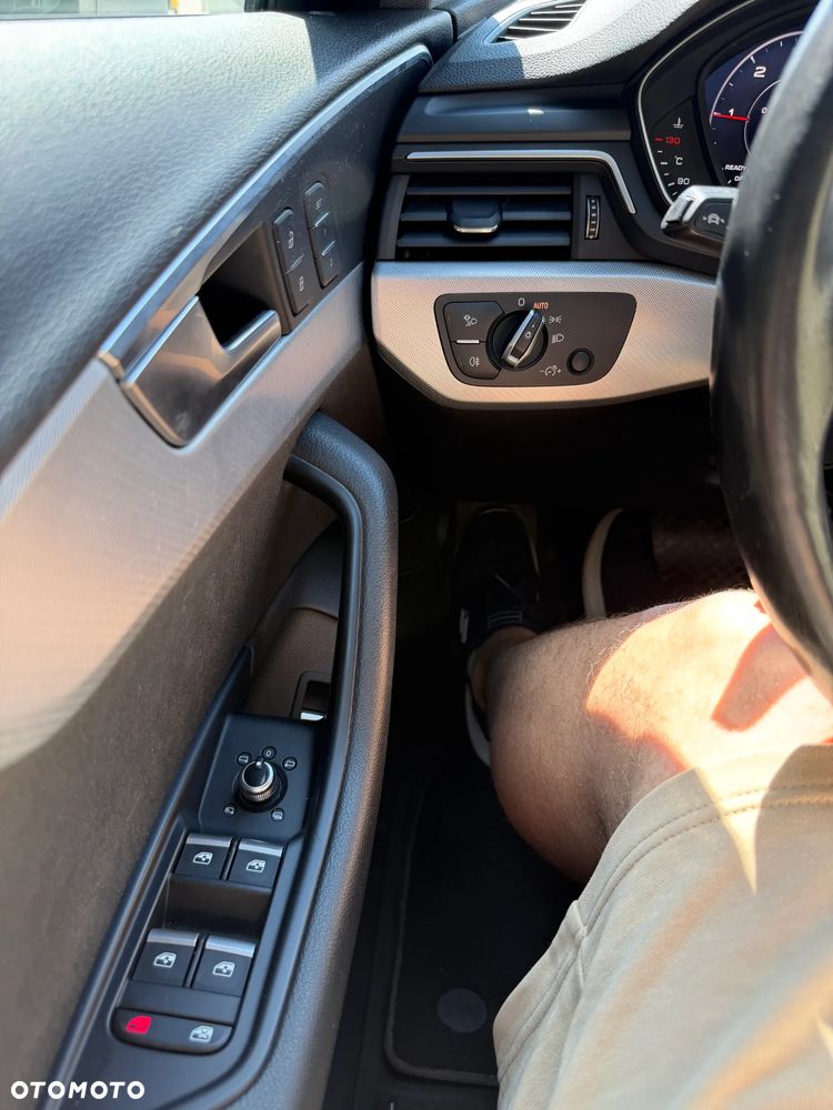 Audi A4 Avant 2.0 TDI S tronic - 28