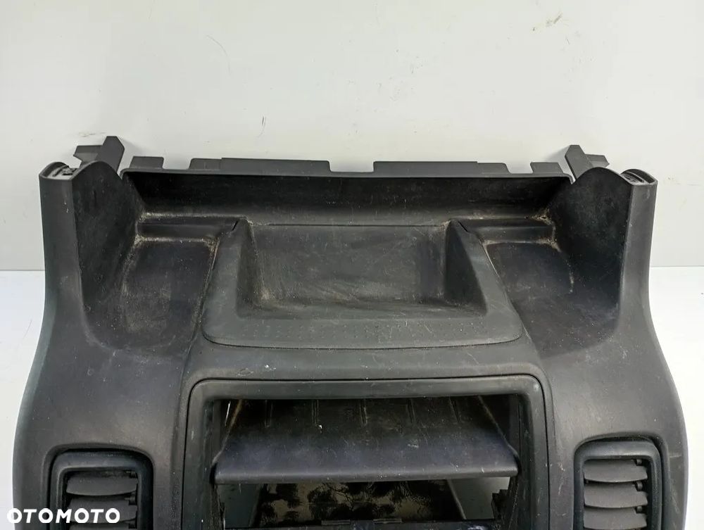 ramka środkowa konsoli obudowa kratka nawiewu opel vivaro a trafic ii primastar lift 2010-2014 - 2