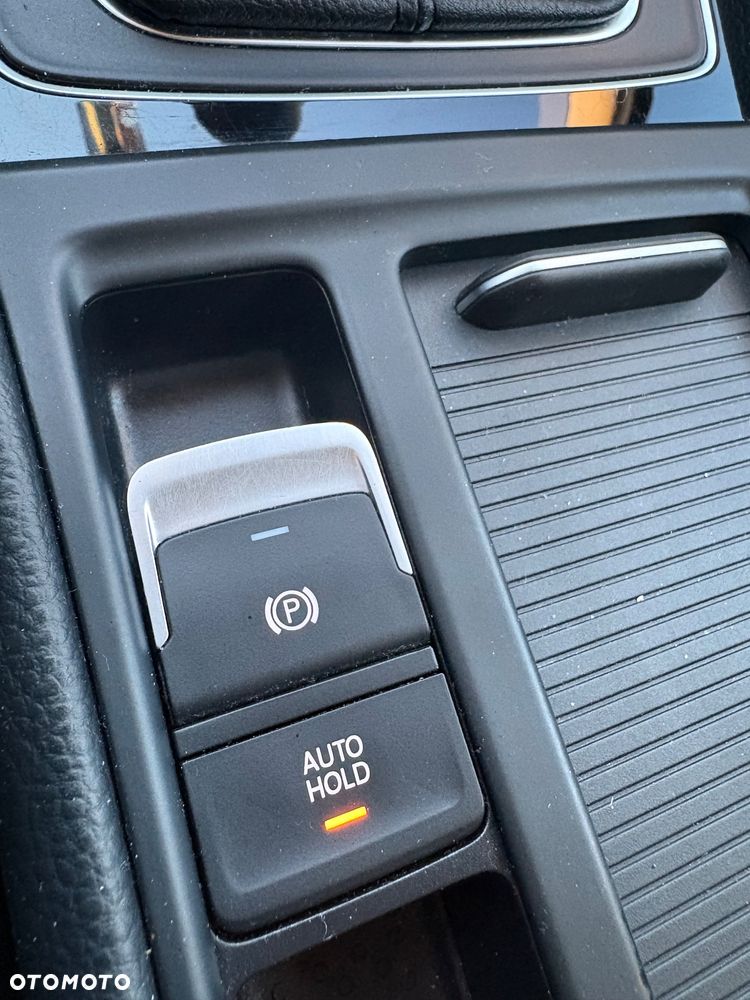 Volkswagen Golf 2.0 TDI BMT Highline - 35