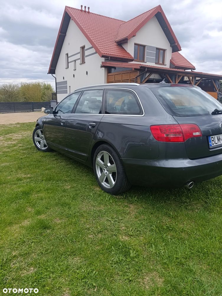 Audi A6 Avant 2.4 - 2