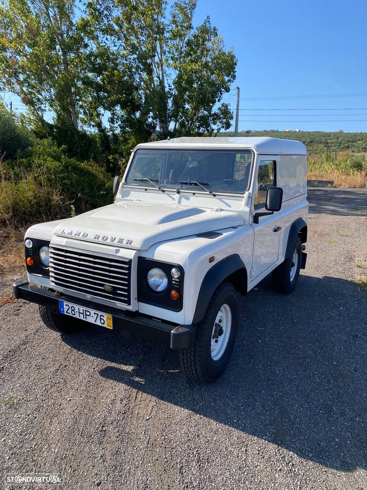 Land Rover Defender 90 SW 2.4 CRD E - 1