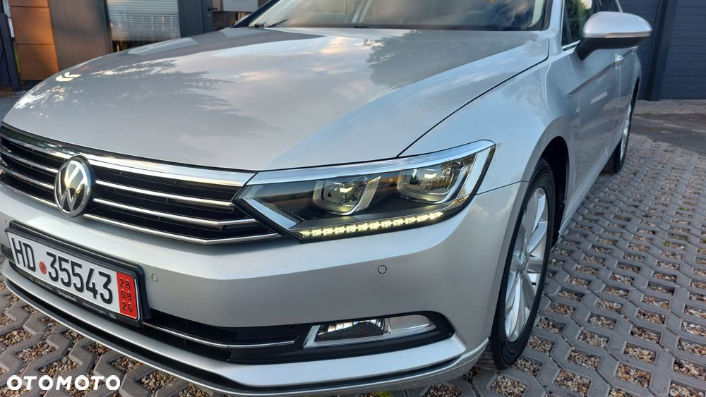 Volkswagen Passat - 16