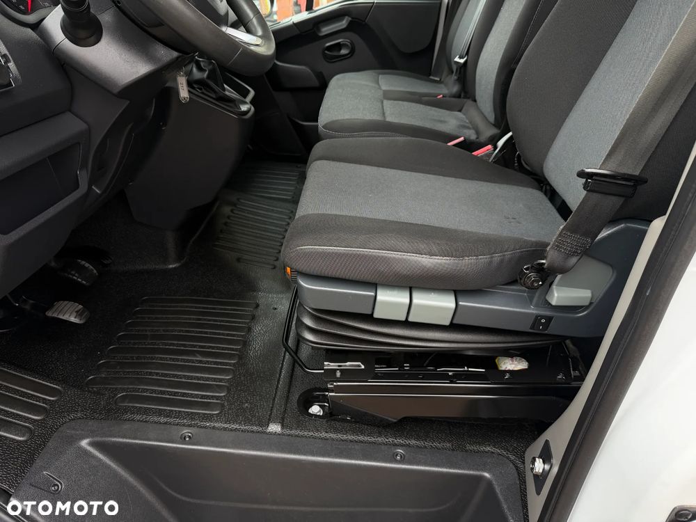 Renault Master Brygadówka Doka L3H3 - 20
