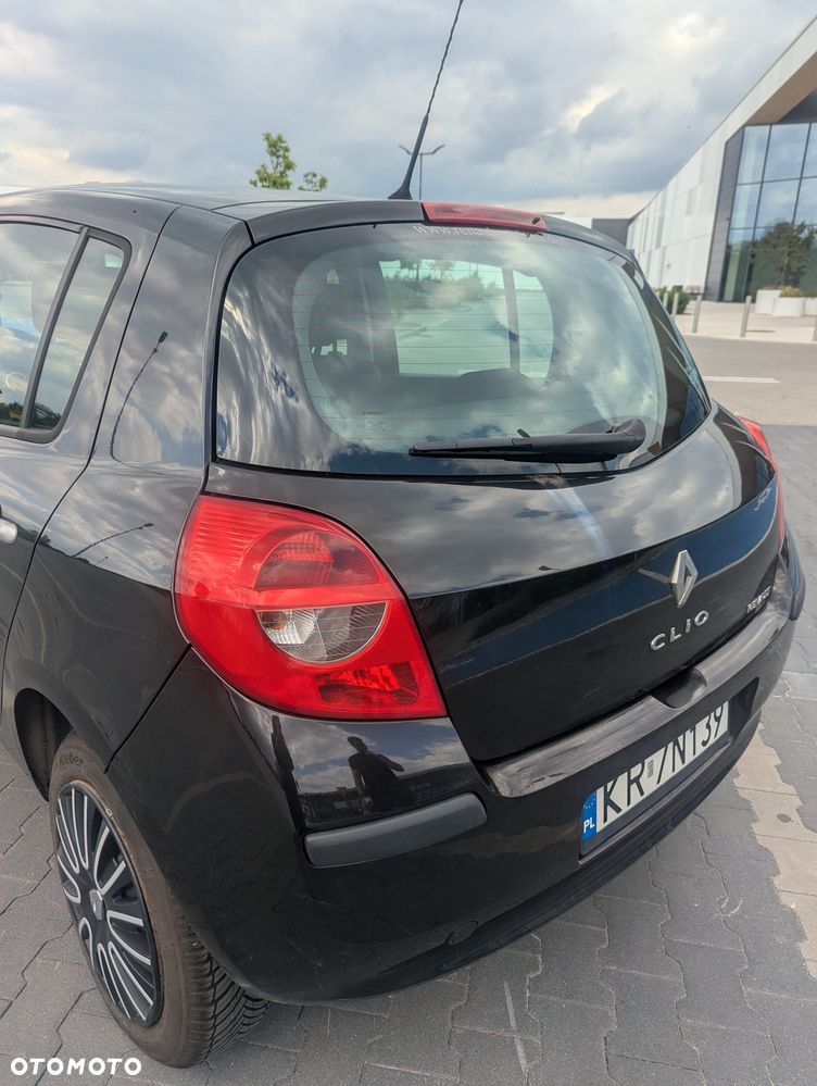 Renault Clio 1.5 dCi Extreme - 7