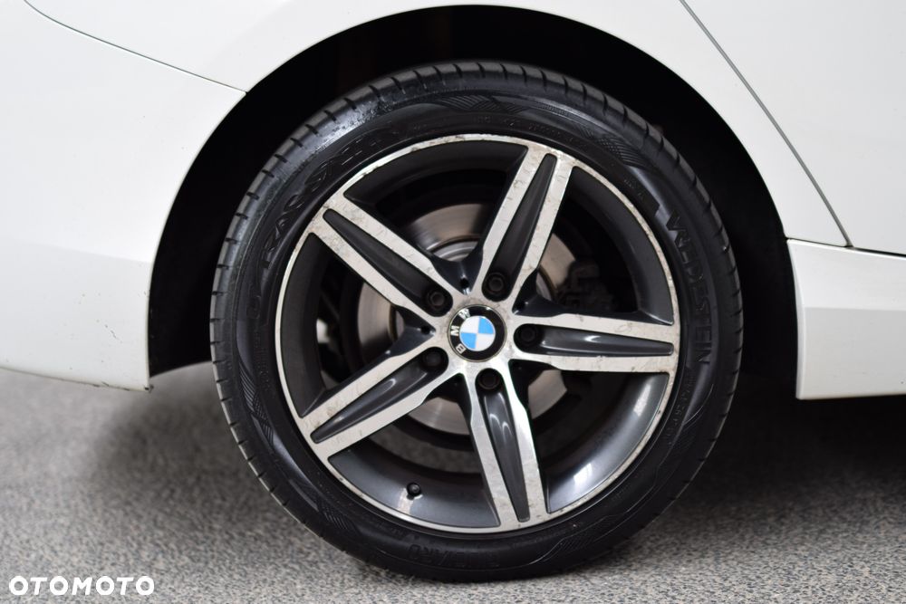 BMW Seria 1 116i Sport Line - 19