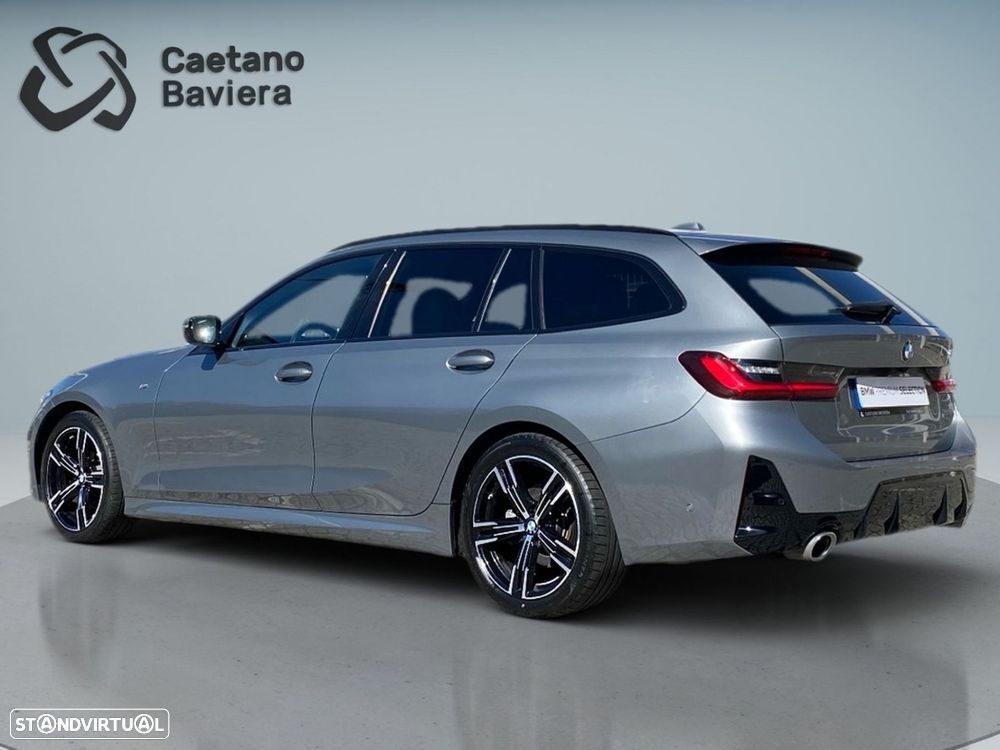 BMW 320 d Touring Pack Desportivo M Auto - 25