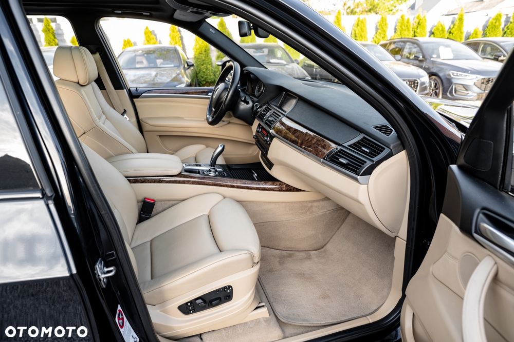 BMW X5 xDrive35d - 22