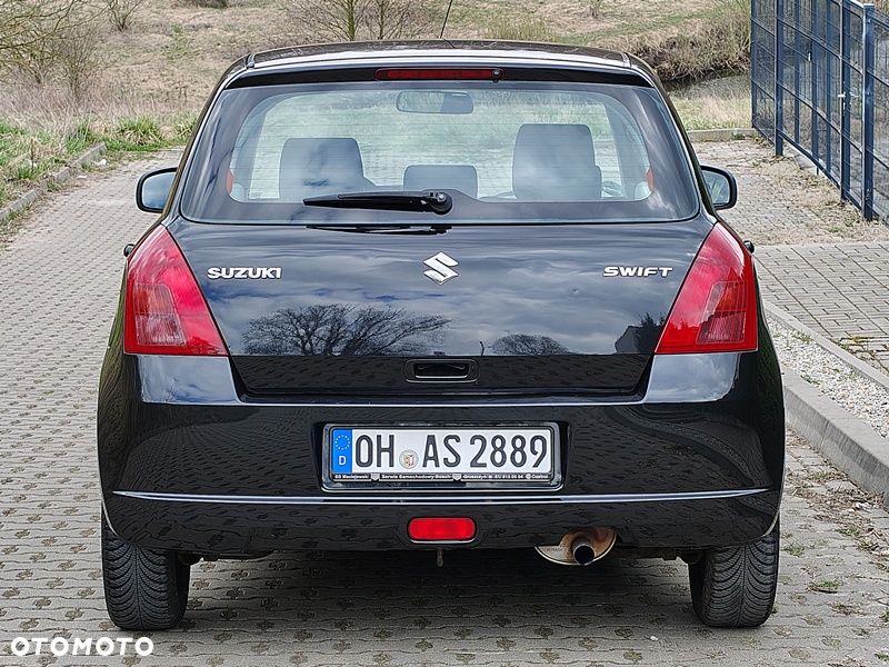 Suzuki Swift 1.3 Comfort - 26