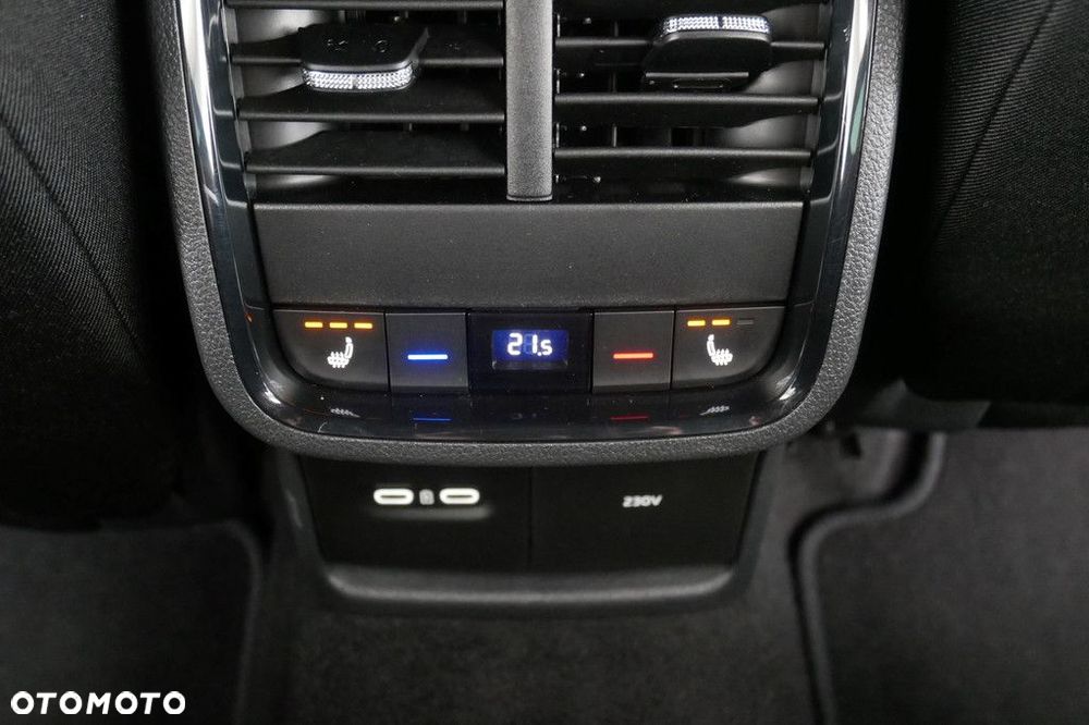 Skoda Octavia 2.0 TSI RS DSG - 26
