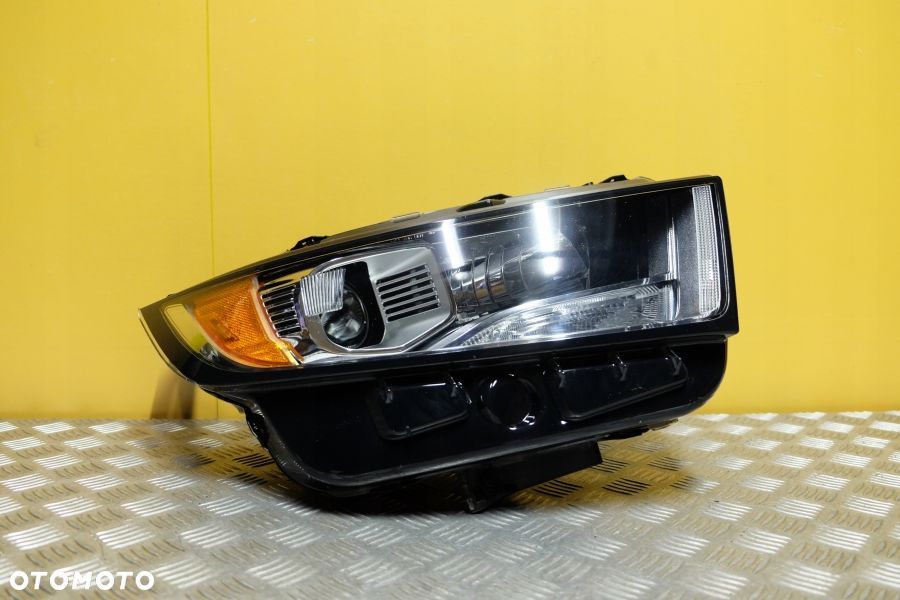 FORD EDGE 2014- REFLEKTOR LAMPA XENON PRAWA USA - 1