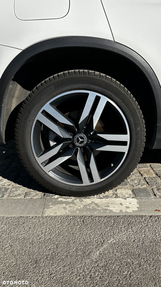 Mercedes-Benz GLC 300 4-Matic - 21