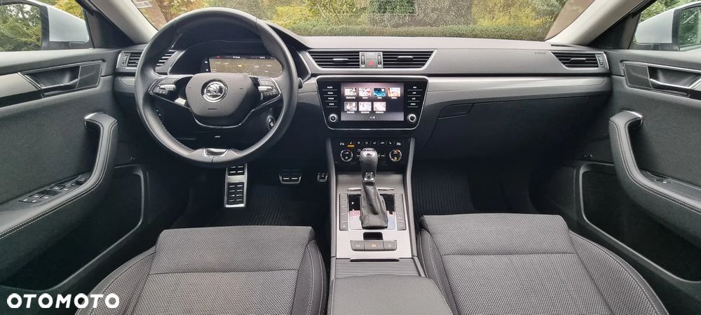 Skoda Superb 2.0 TDI SCR Style DSG - 26