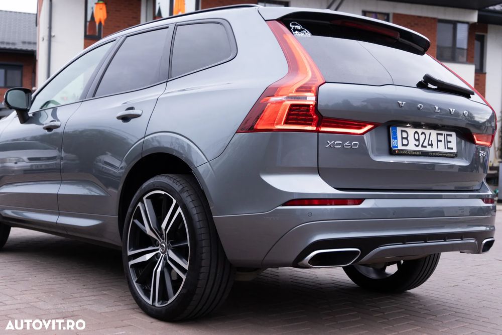 Volvo XC 60 Recharge T8 Twin Engine eAWD R-Design - 9