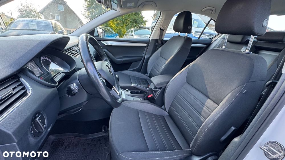 Skoda Octavia 1.6 TDI Style - 12