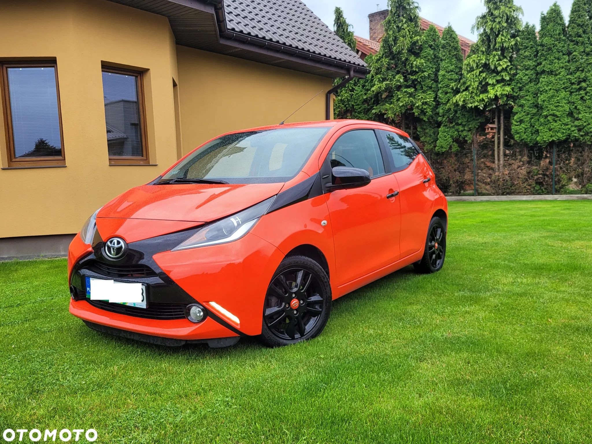 Toyota Aygo 1.0 VVT-i Color Edition - 1
