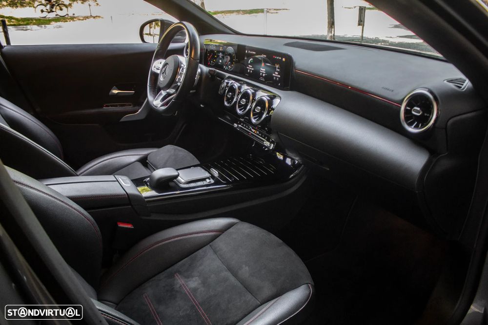 Mercedes-Benz A 250 e AMG Line - 26