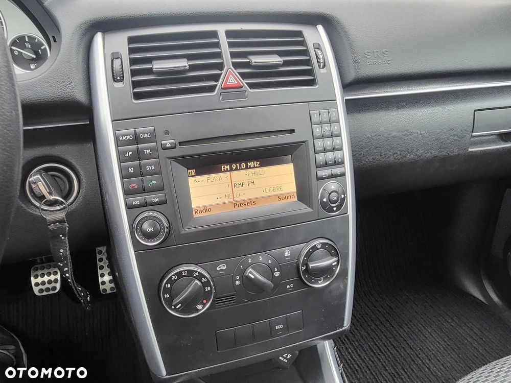 Mercedes-Benz Klasa B - 30