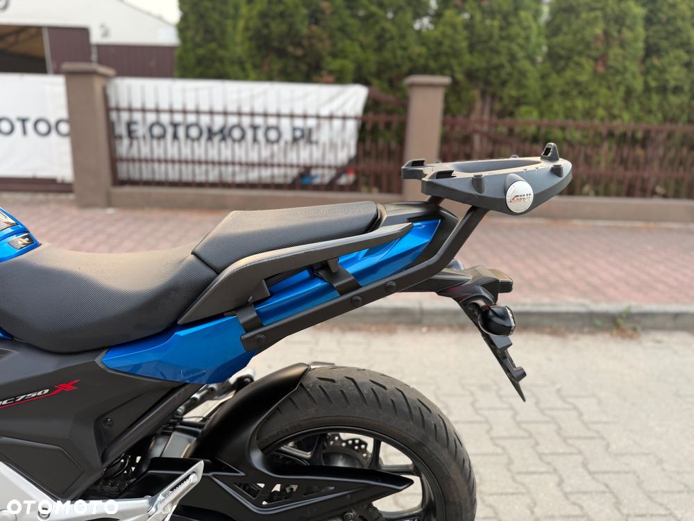 Honda NC - 22