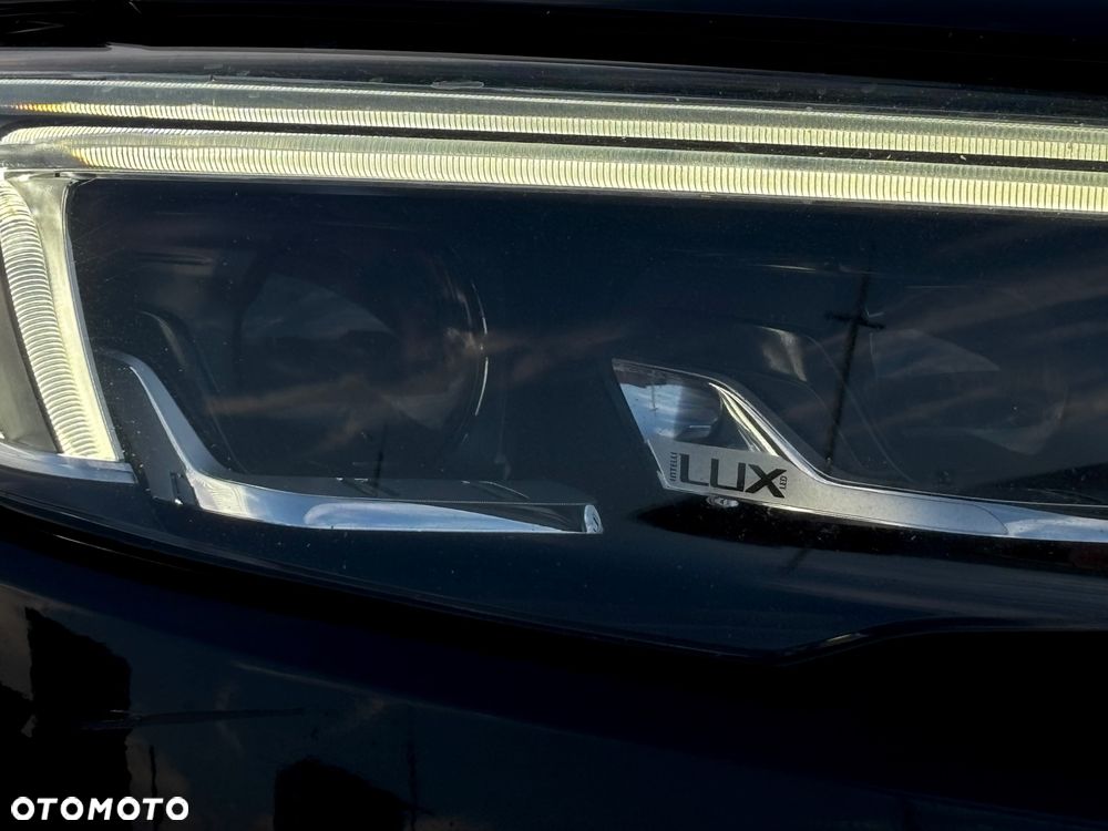 Opel Insignia - 19