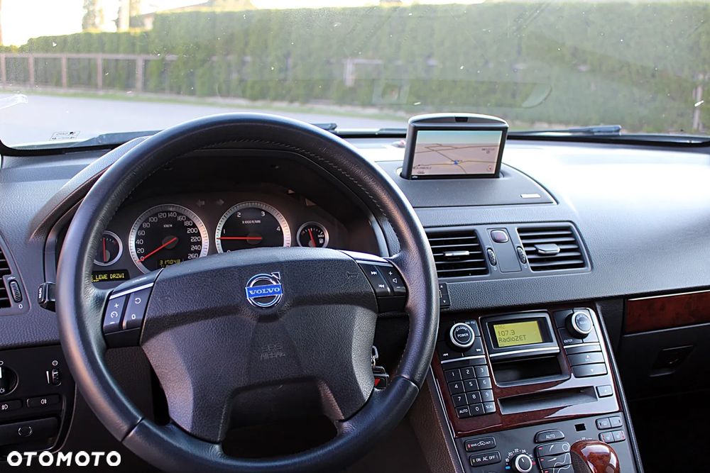 Volvo XC 90 D5 Executive - 24