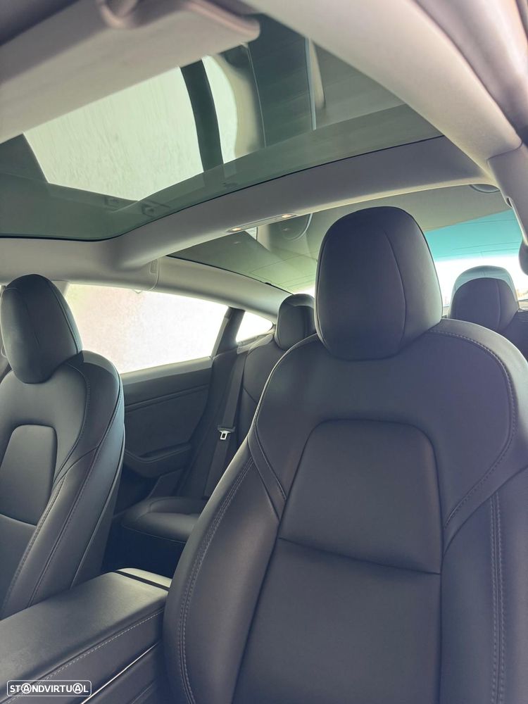 Tesla Model 3 Performance Dual Motor AWD - 18
