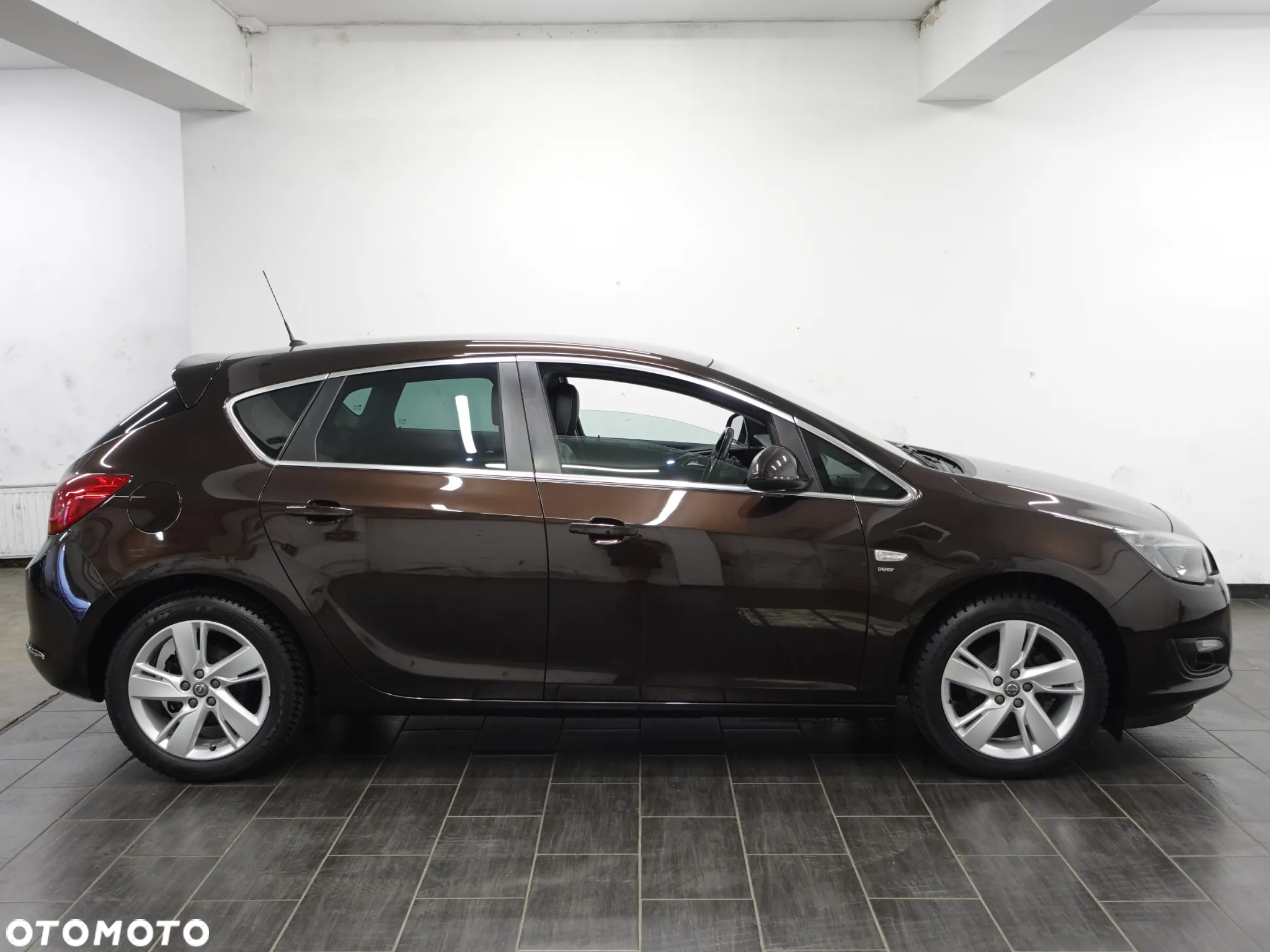 Opel Astra 1.4 Turbo ENERGY - 10