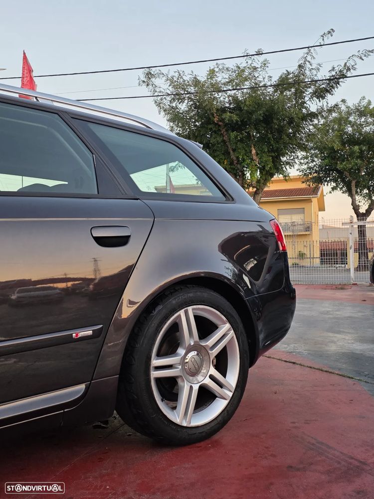 Audi A4 Avant 2.0 TDI S-line - 40