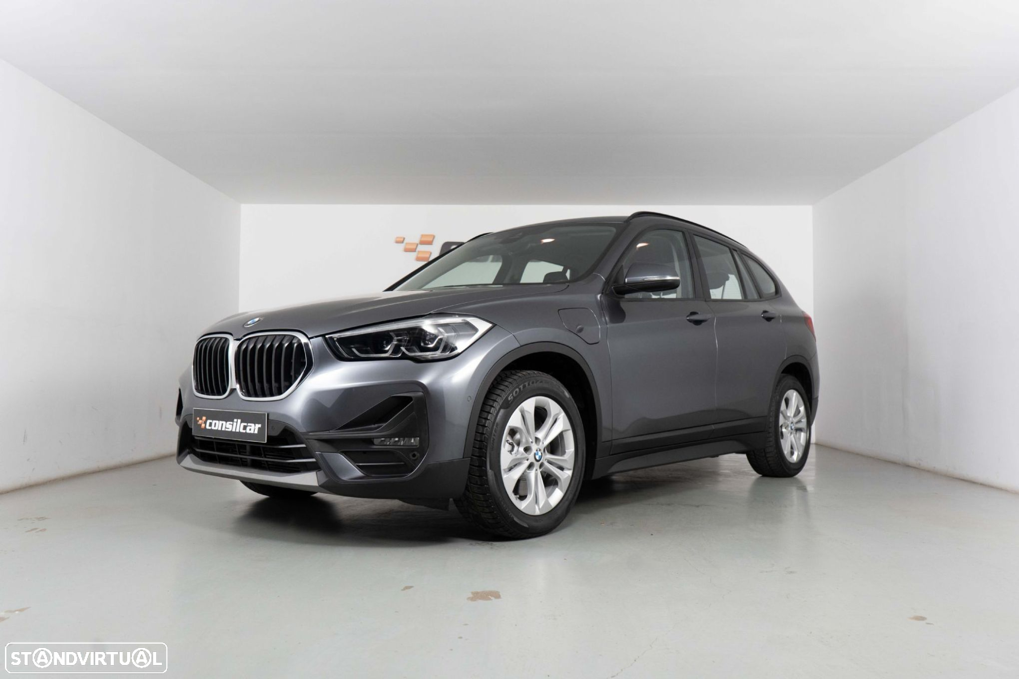 BMW X1 25 e xDrive Corporate Edition - 7