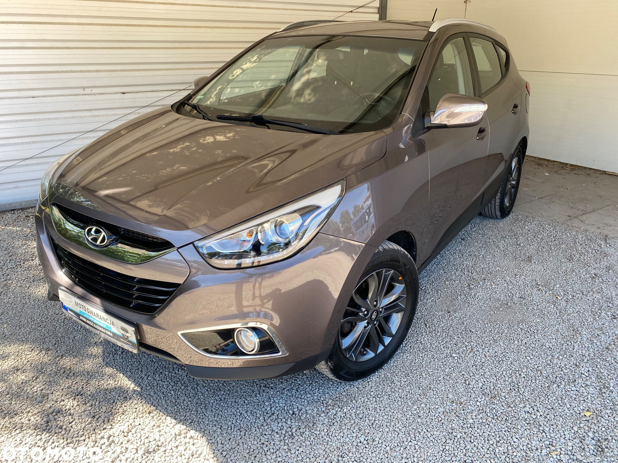 Hyundai ix35 2.0 CRDi 4WD Automatik Fifa World Cup Gold Edition - 4