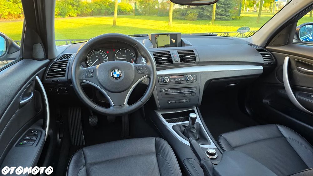 BMW Seria 1 120d DPF Edition Sport - 10