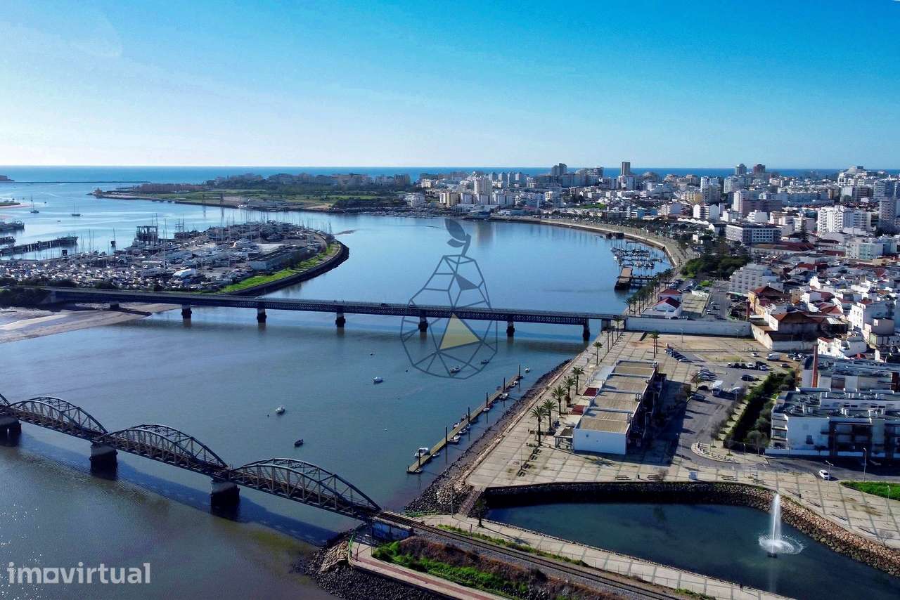 Ponto Comercial  com (123m²): Estratégico junto à Zona Ribeirinha - Po - Grande imagem: 3/23