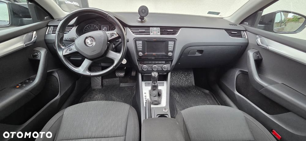 Skoda Octavia 1.6 TDI Elegance DSG - 7