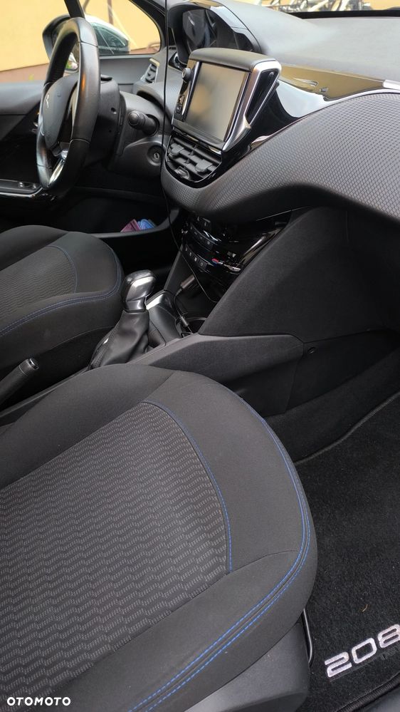 Peugeot 208 1.2 PureTech Active - 10