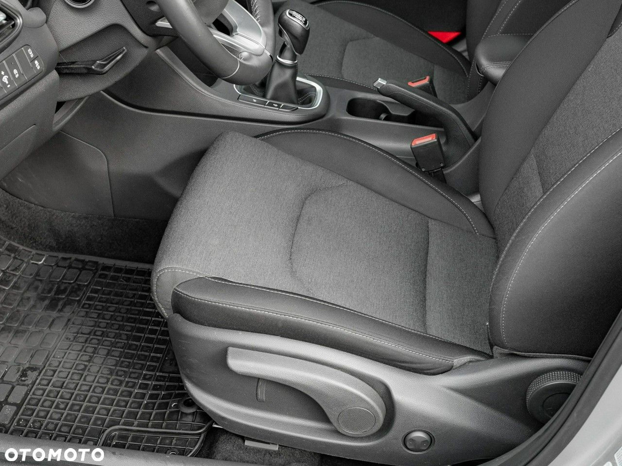 Hyundai i30 1.5 DPI Smart - 14