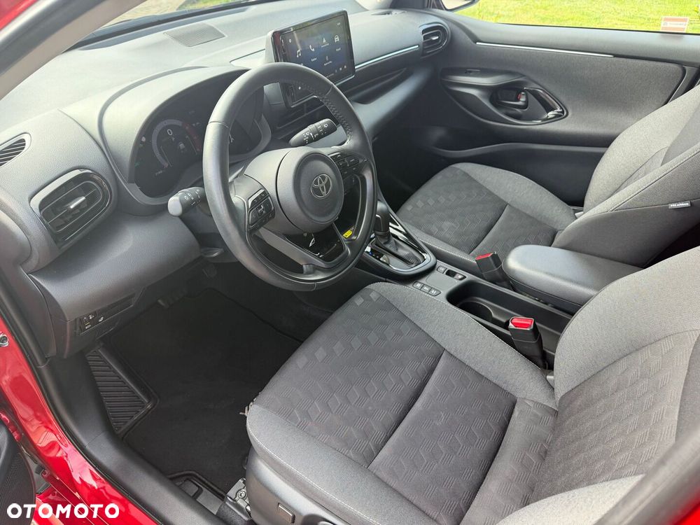 Toyota Yaris Hybrid 1.5 Style - 11
