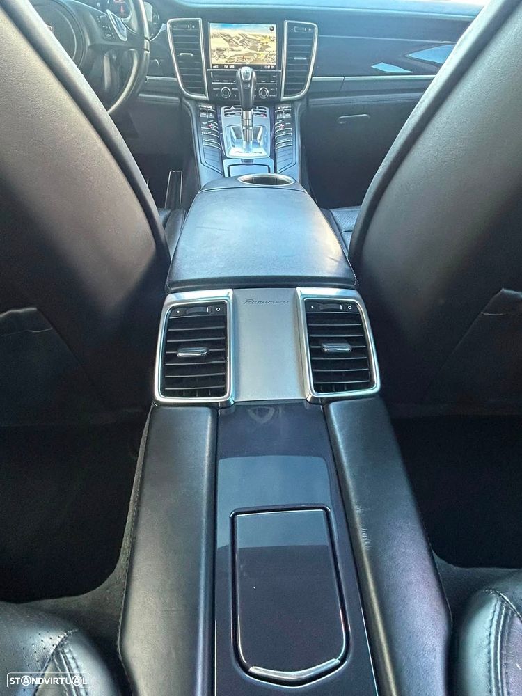 Porsche Panamera Platinum Edition - 21