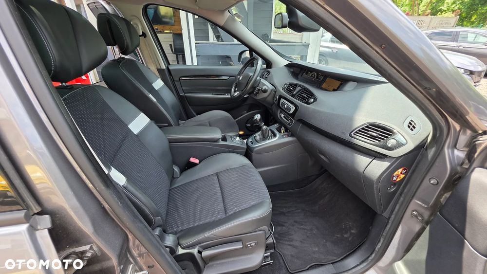 Renault Grand Scenic Gr 1.4 16V TCE Bose Edition - 7