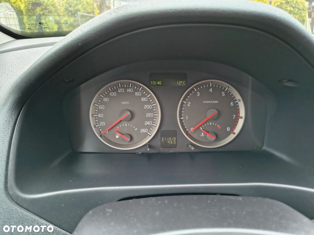 Volvo S40 2.4 Momentum - 23